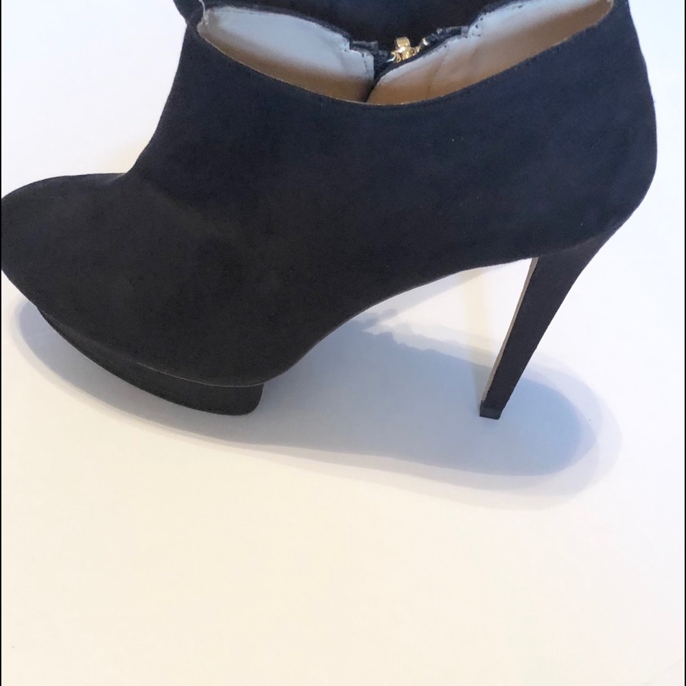 Zara Suede Platform Booties🌹🌹🌹